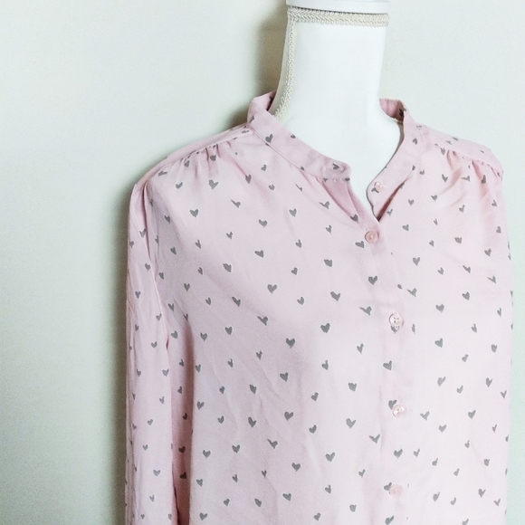 Time and Tru Heart Print Button Down Shirt - Picture 6 of 8